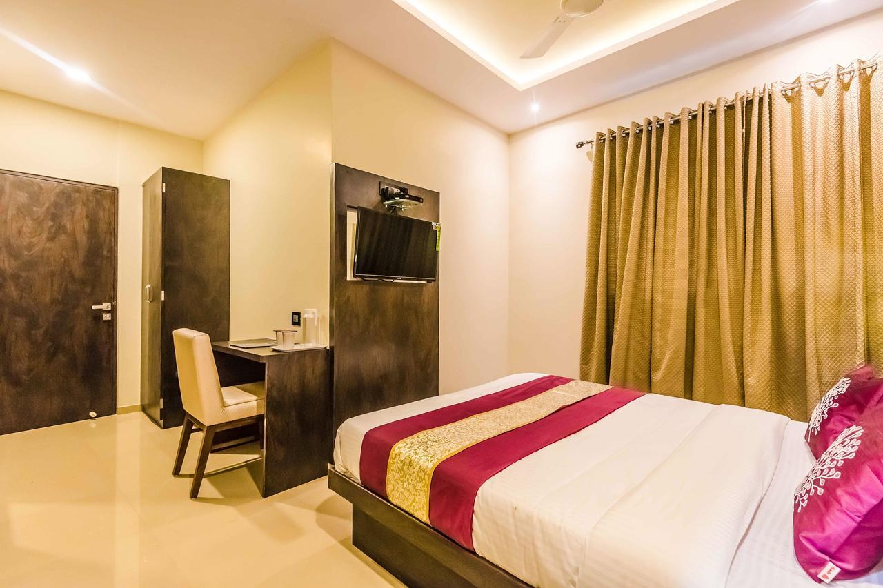 Oyo 6719 Atlas Grand Hotel Mumbai Exterior photo